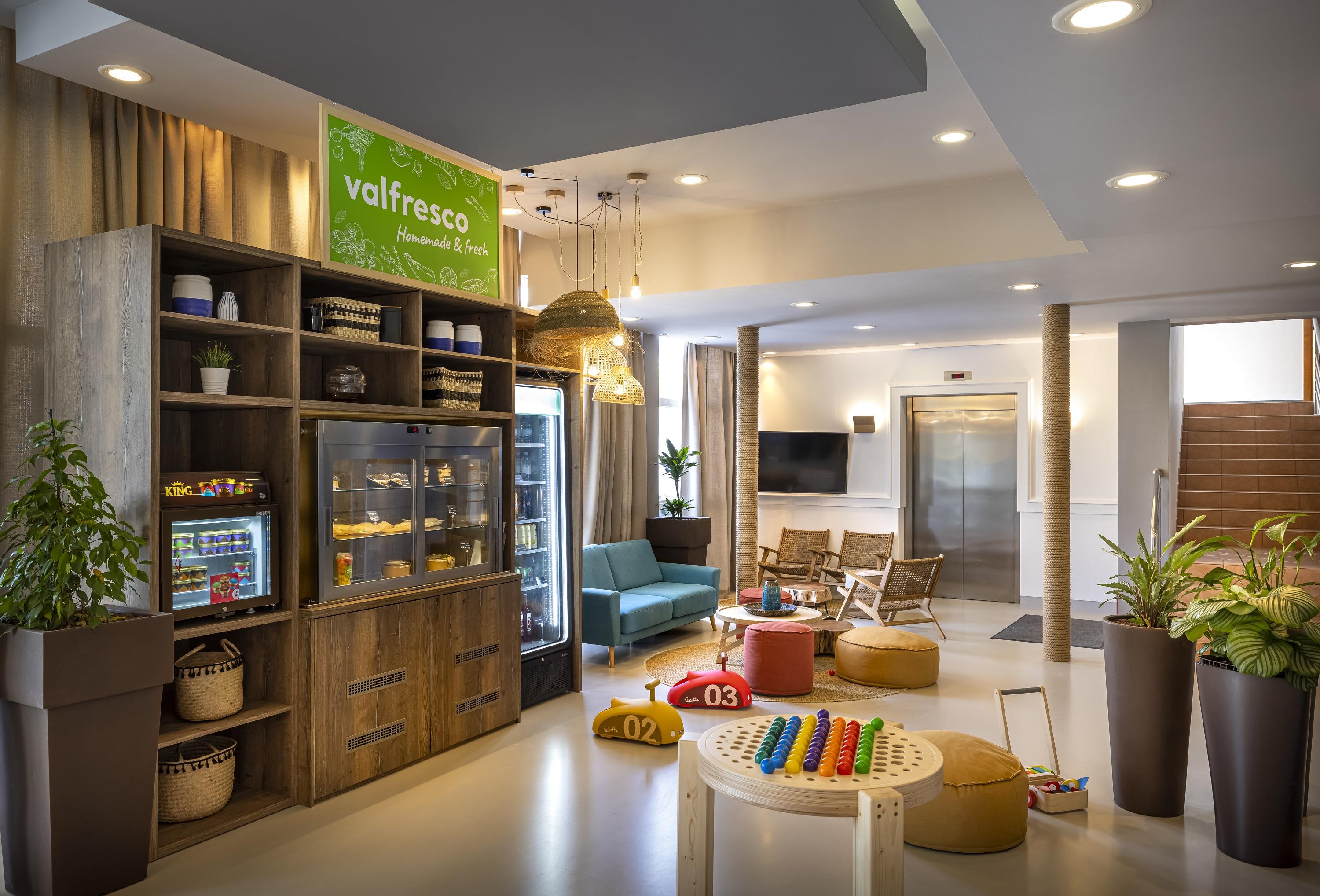Hotel Sunny By Valamar, Ex Zvonimir