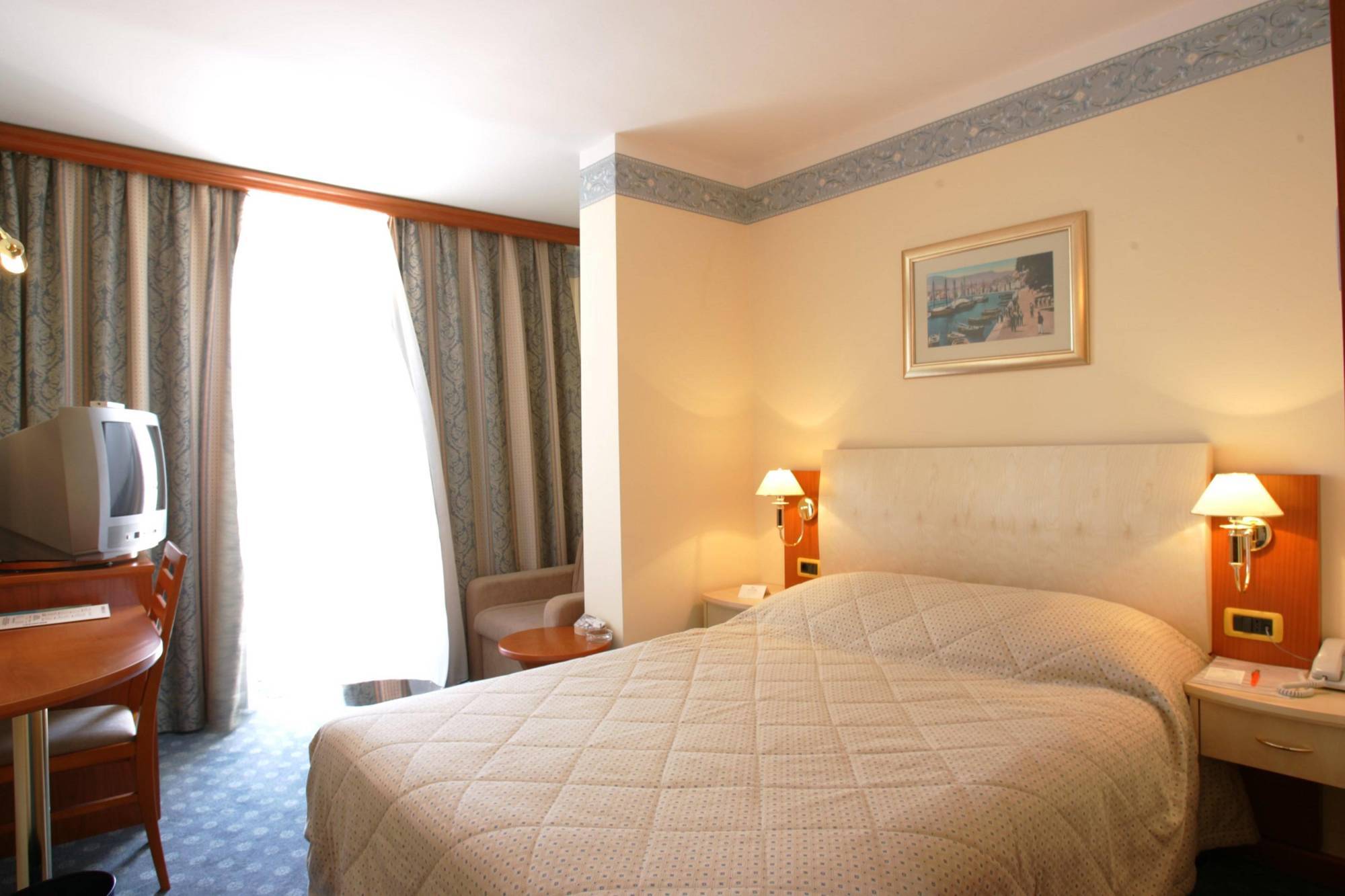 Sunny By Valamar, Ex Zvonimir 4* Baška